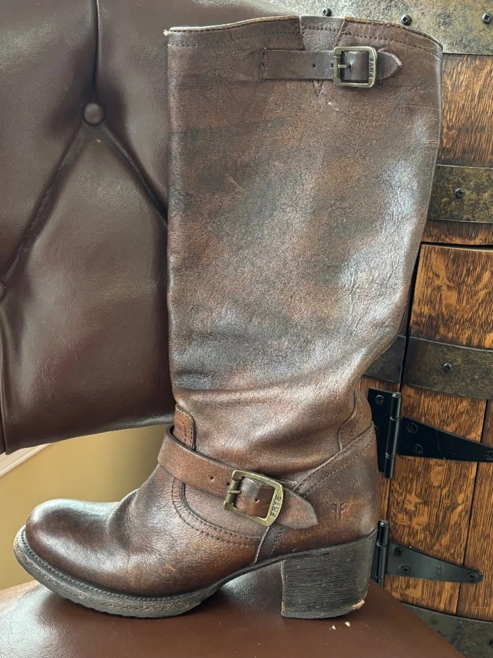 Frye Veronica Slouch Brown Leather Engineer Boots Size 9 - Picture 3 of 11
